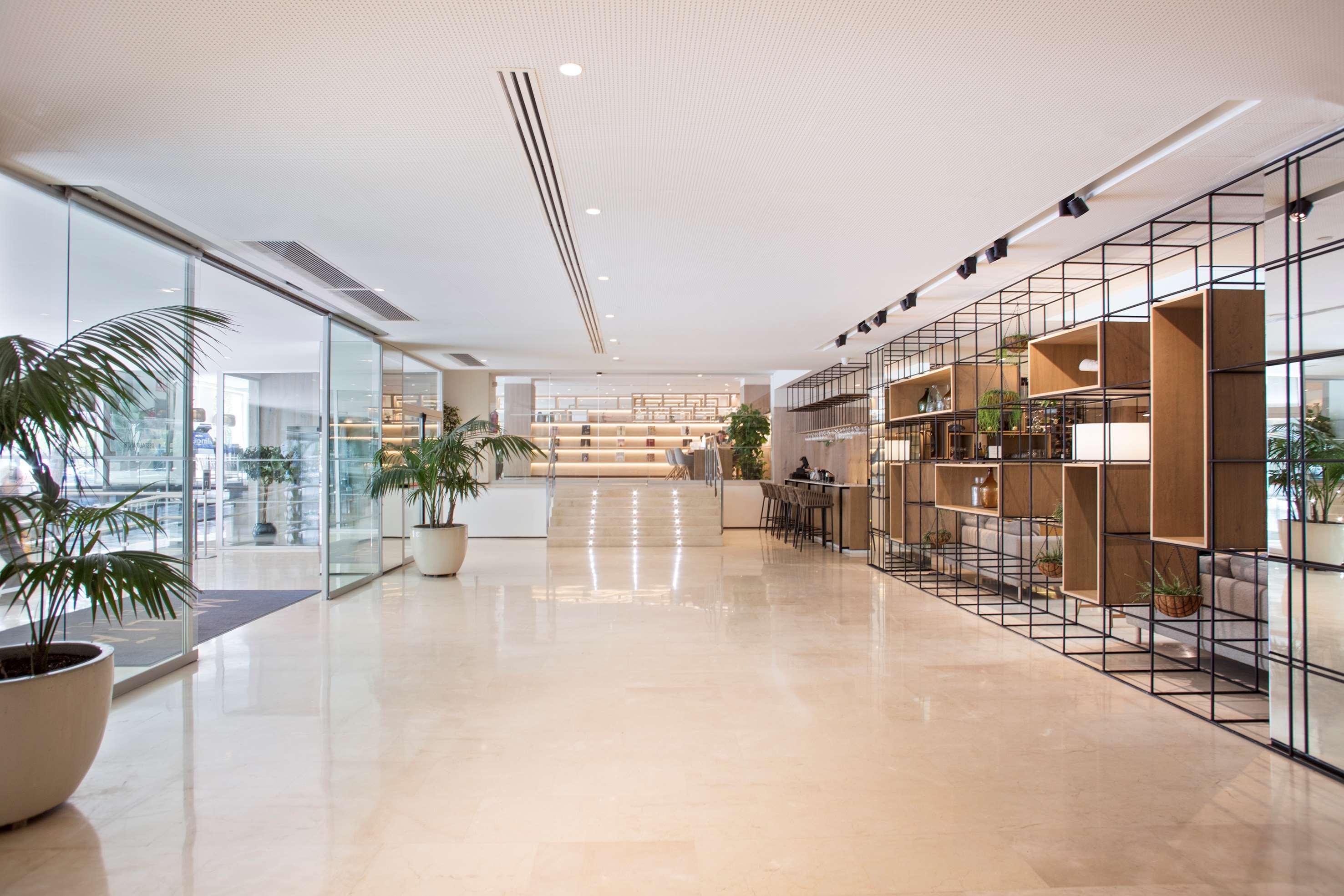 Melia Hotel 4*